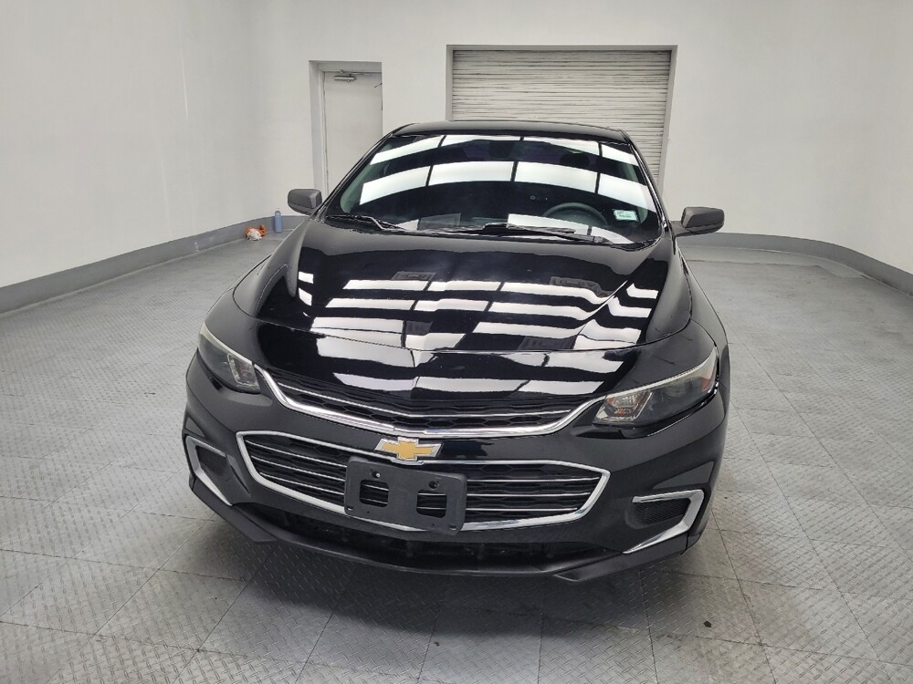 2017 Chevrolet Malibu in Las Vegas, NV 89104 - 18077415 15