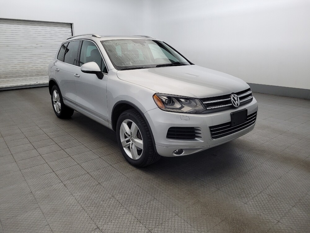2014 Volkswagen Touareg in Allentown, PA 18103 - 18077420 13