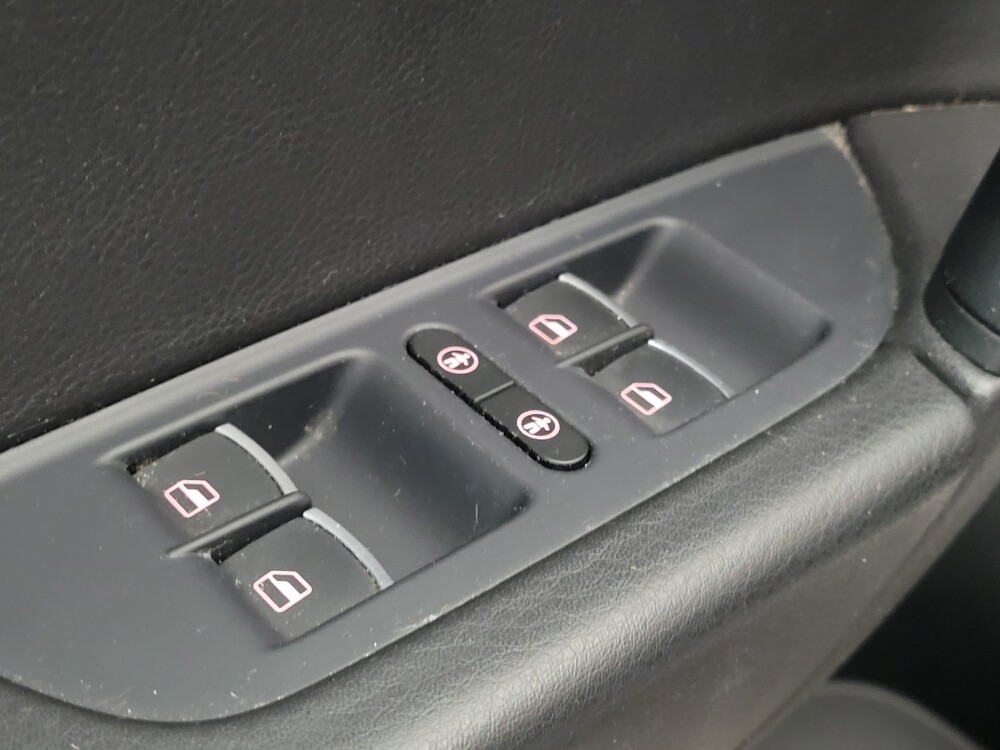 2014 Volkswagen Touareg in Allentown, PA 18103 - 18077420 27