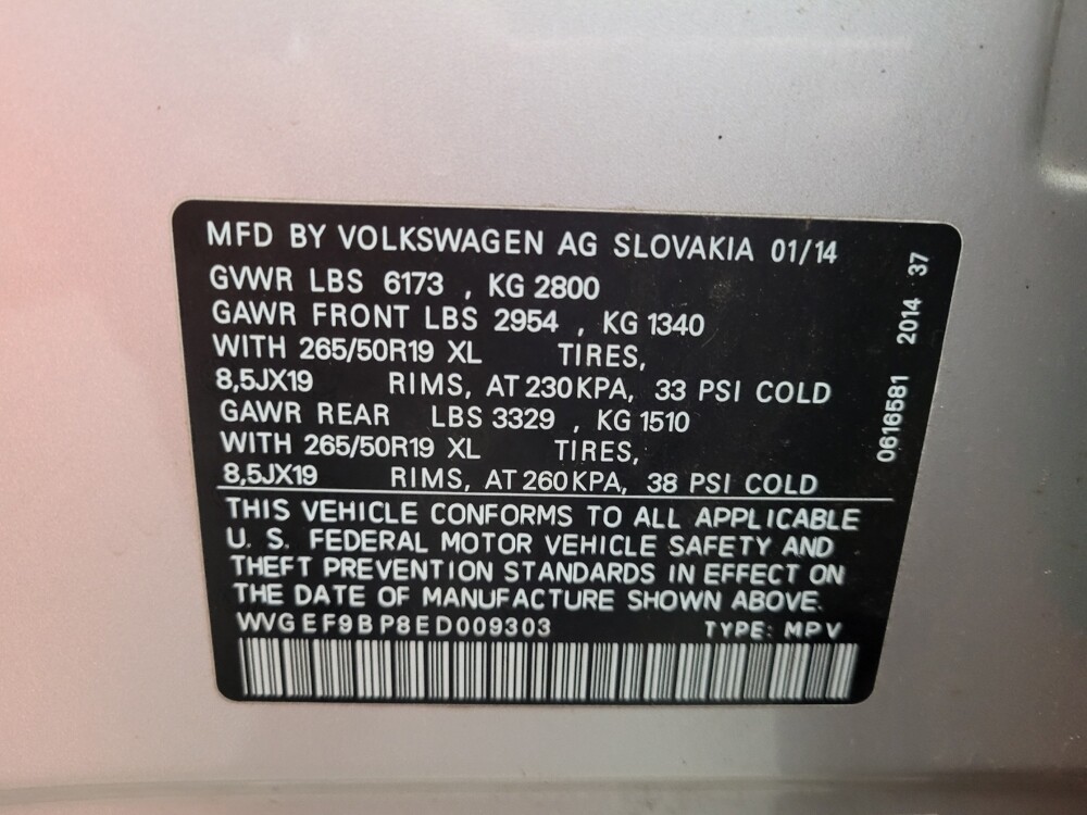 2014 Volkswagen Touareg in Allentown, PA 18103 - 18077420 33