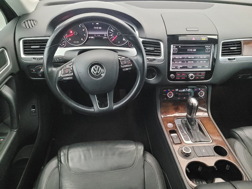 2014 Volkswagen Touareg in Allentown, PA 18103 - 18077420 22