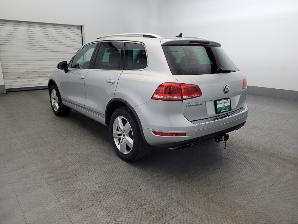 2014 Volkswagen Touareg in Allentown, PA 18103 - 18077420 5