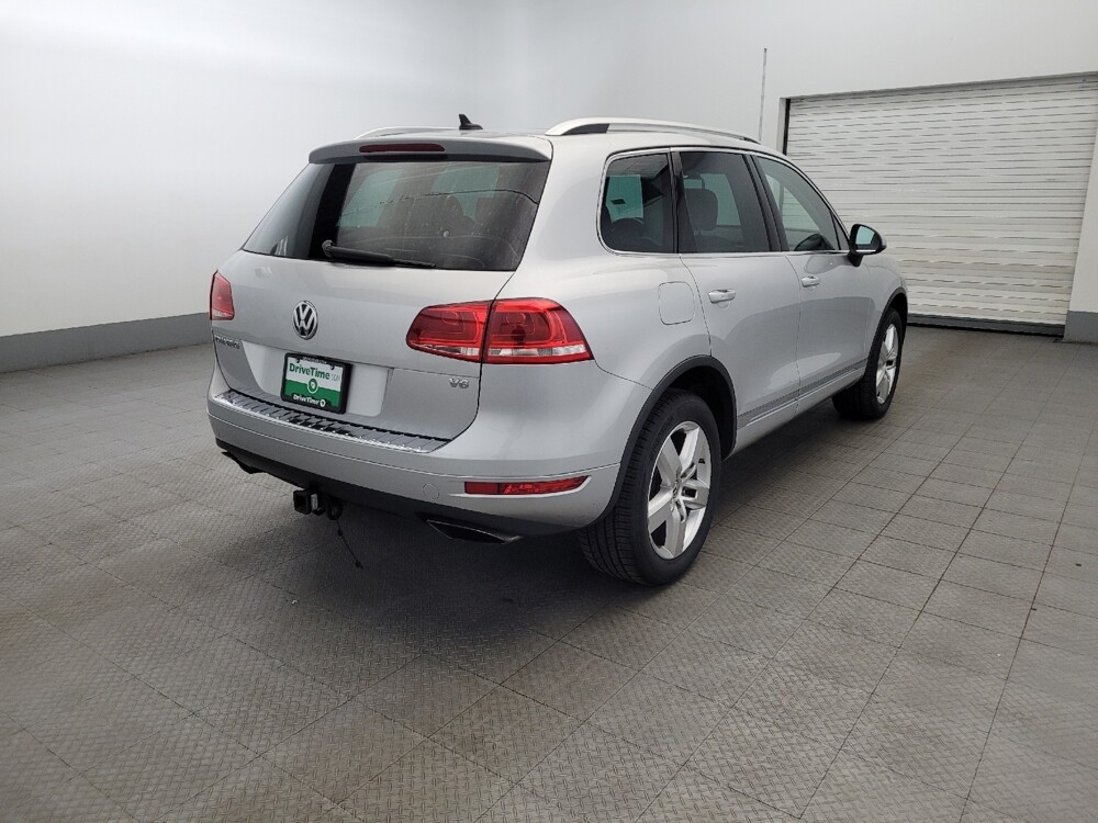 2014 Volkswagen Touareg in Allentown, PA 18103 - 18077420 9