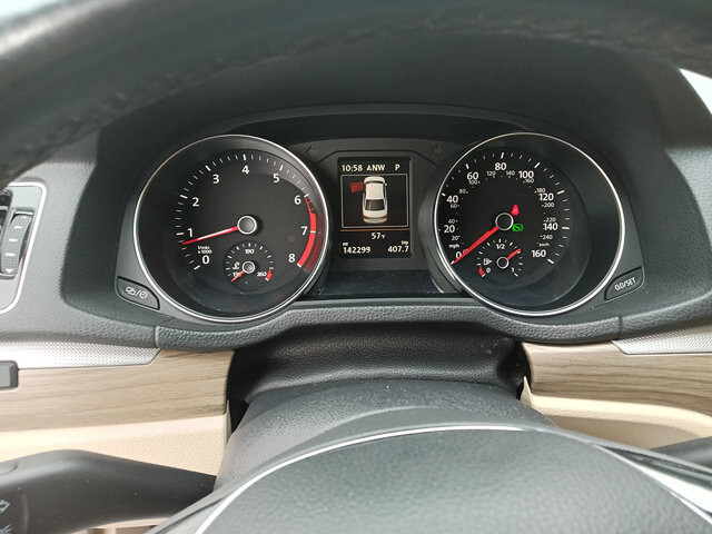 2017 Volkswagen Passat in DuBois, PA 15801 - 18077438 5