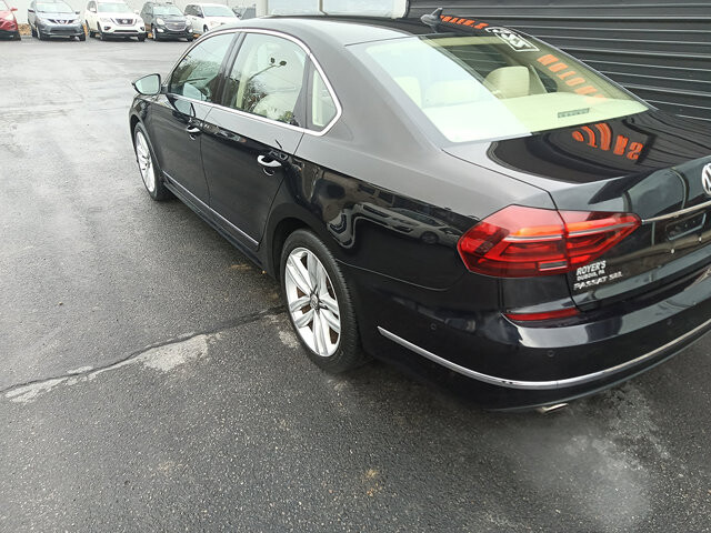 2017 Volkswagen Passat in DuBois, PA 15801 - 18077438 8