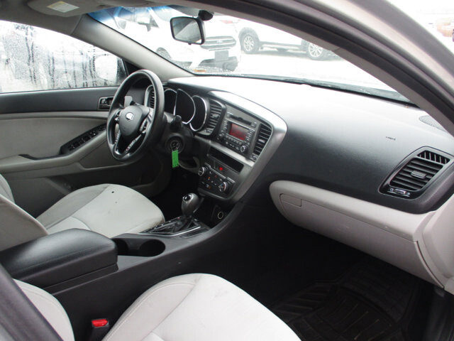 2013 Kia Optima in Oak Grove, MO 64075 - 18077447 10