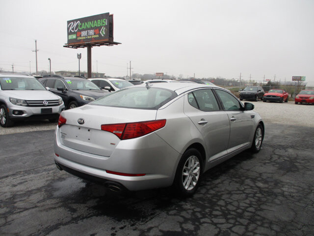 2013 Kia Optima in Oak Grove, MO 64075 - 18077447 5