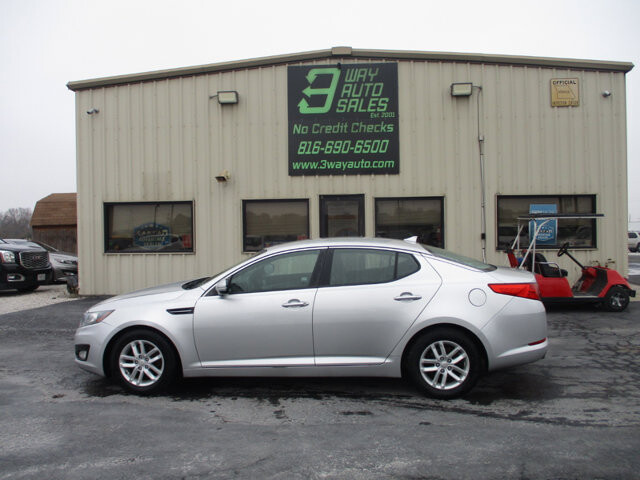 2013 Kia Optima in Oak Grove, MO 64075 - 18077447 8