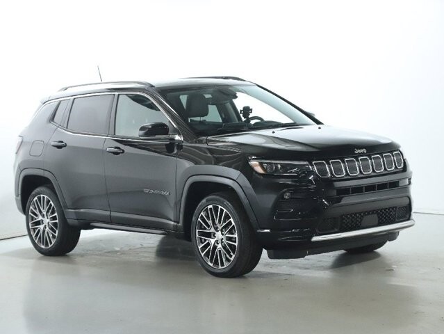 2022 Jeep Compass in Bedford, OH 44146 - 18077451 9