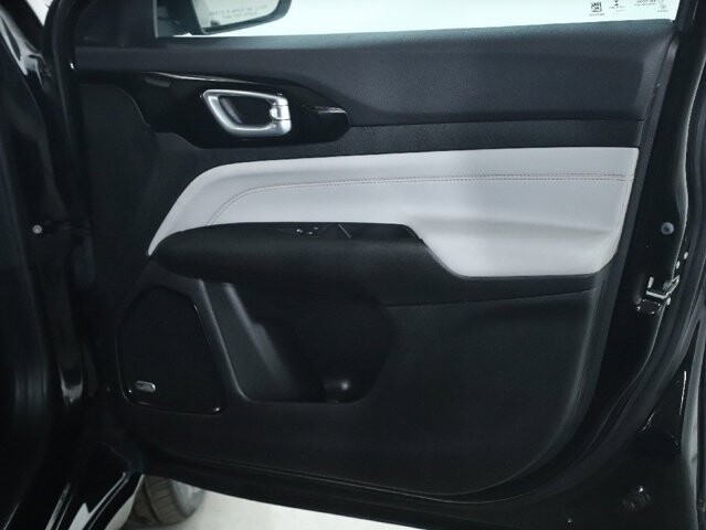 2022 Jeep Compass in Bedford, OH 44146 - 18077451 35