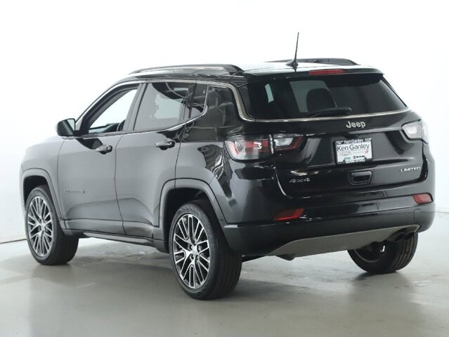 2022 Jeep Compass in Bedford, OH 44146 - 18077451 42