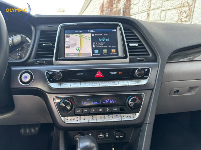 2018 Hyundai Sonata in Decatur, GA 30032 - 18077459 27