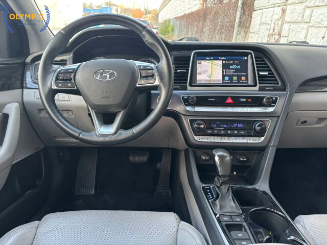 2018 Hyundai Sonata in Decatur, GA 30032 - 18077459 20