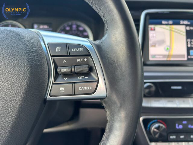 2018 Hyundai Sonata in Decatur, GA 30032 - 18077459 24