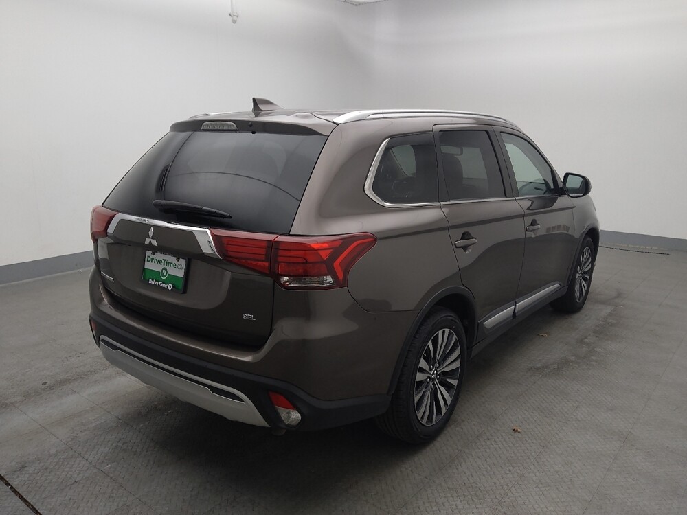 2020 Mitsubishi Outlander in Independence, MO 64055 - 18077464 9