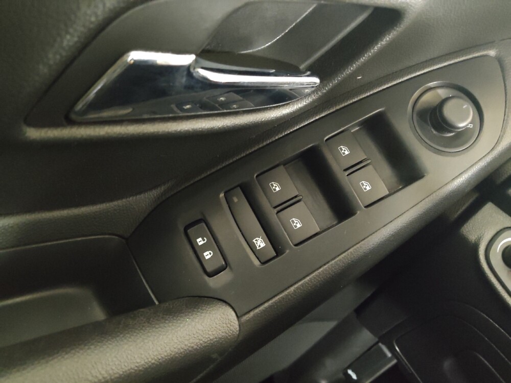 2019 Chevrolet Trax in Jackson, MS 39211 - 18077481 27