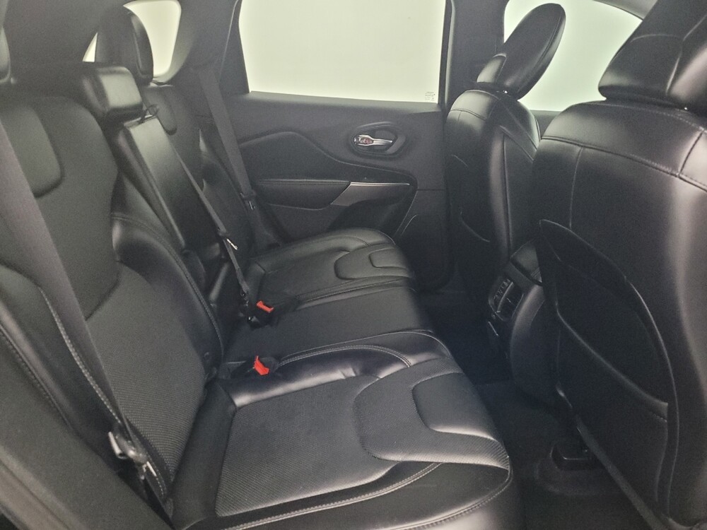 2019 Jeep Cherokee in Jacksonville, FL 32210 - 18077533 19