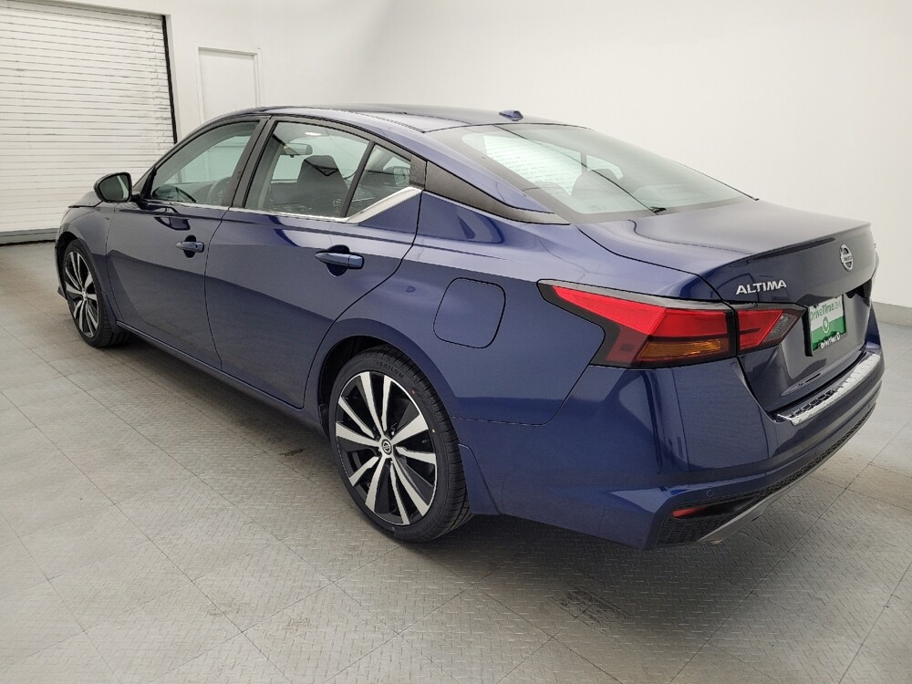 2021 Nissan Altima in Raleigh, NC 27604 - 18077538 3