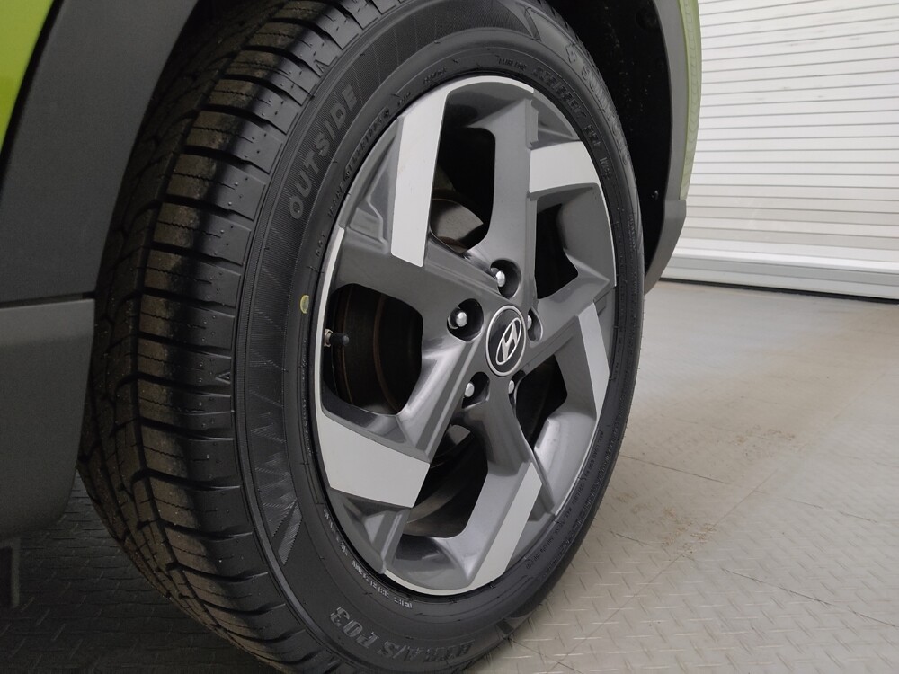 2021 Hyundai Venue in Denver, CO 80012 - 18077553 31