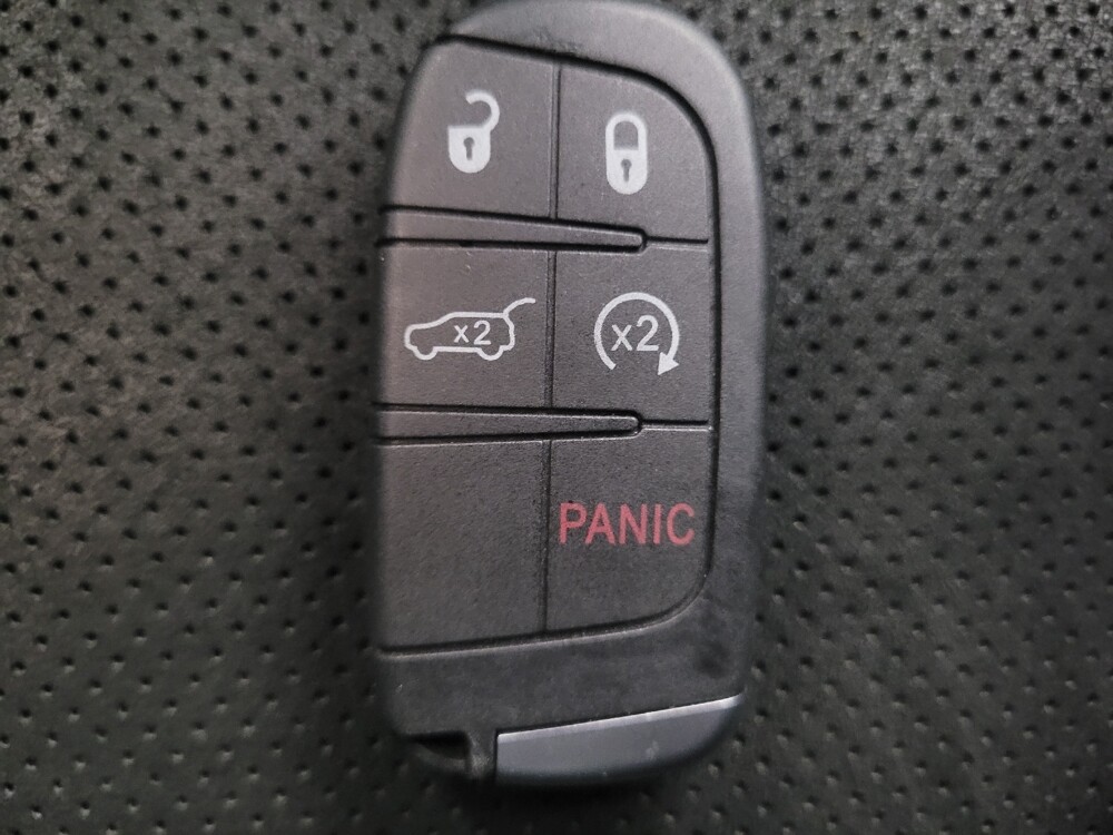 2019 Jeep Grand Cherokee in Memphis, TN 38128 - 18077559 32