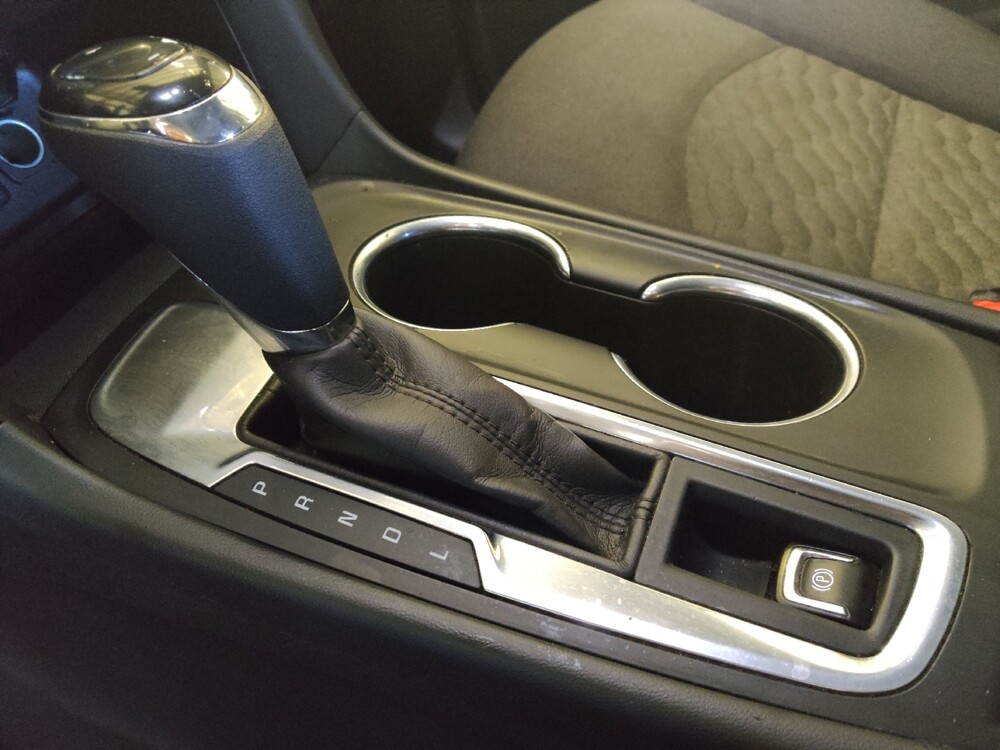 2020 Chevrolet Equinox in Live Oak, TX 78233 - 18077571 26