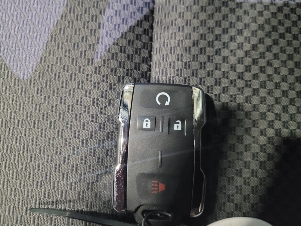 2018 Chevrolet Silverado 1500 in Woodbridge, VA 22191 - 18077595 32