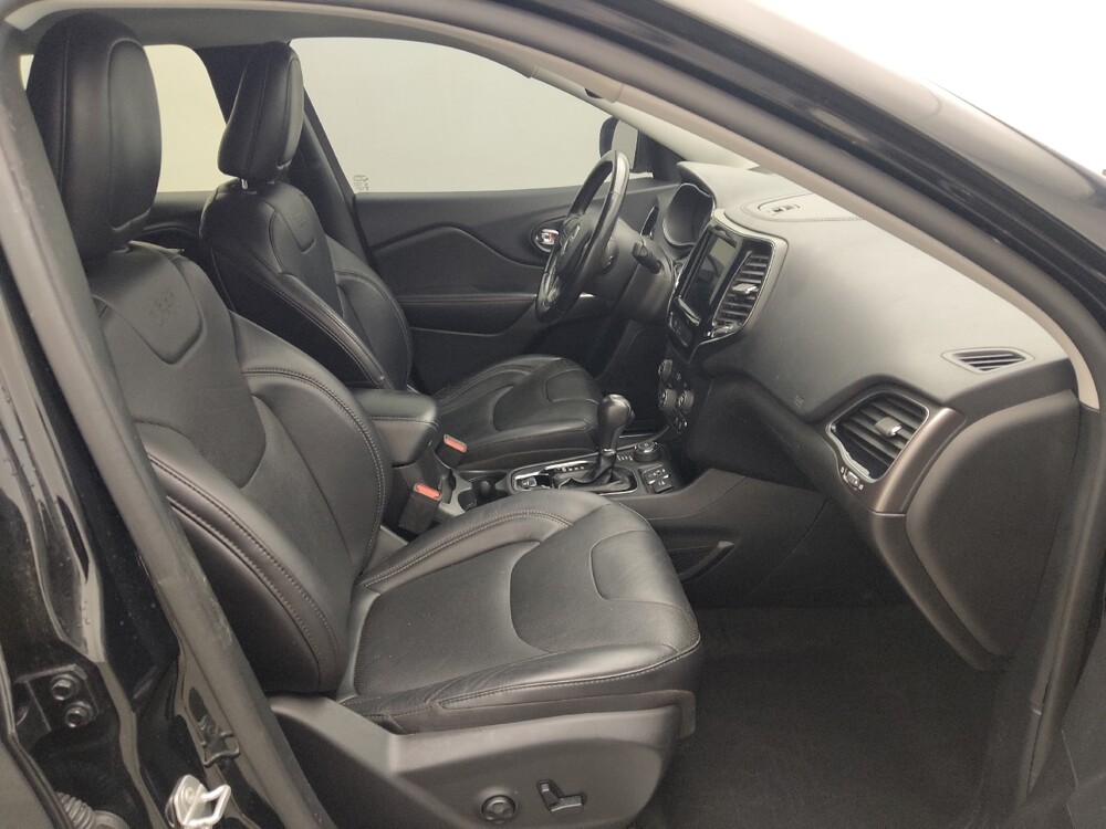 2020 Jeep Cherokee in Independence, MO 64055 - 18077601 21