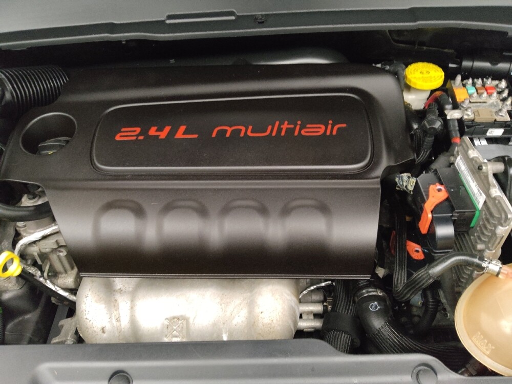 2018 Jeep Compass in Des Moines, IA 50310 - 18077607 30