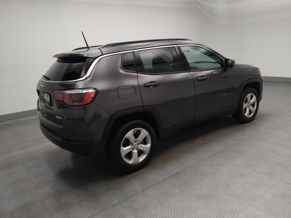 2018 Jeep Compass in Des Moines, IA 50310 - 18077607 10