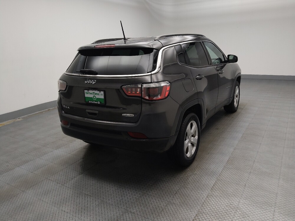 2018 Jeep Compass in Des Moines, IA 50310 - 18077607 9
