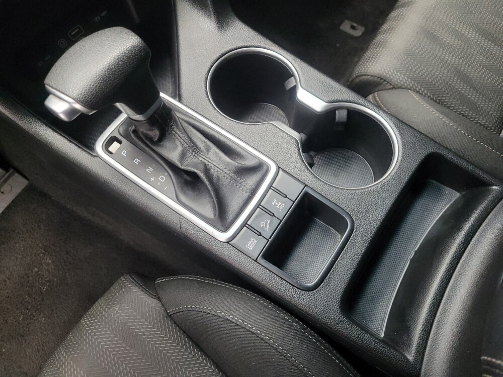 2019 Kia Sportage in Indianapolis, IN 46222 - 18077628 26