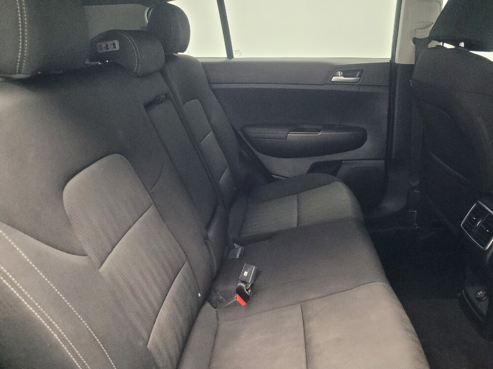 2019 Kia Sportage in Indianapolis, IN 46222 - 18077628 19