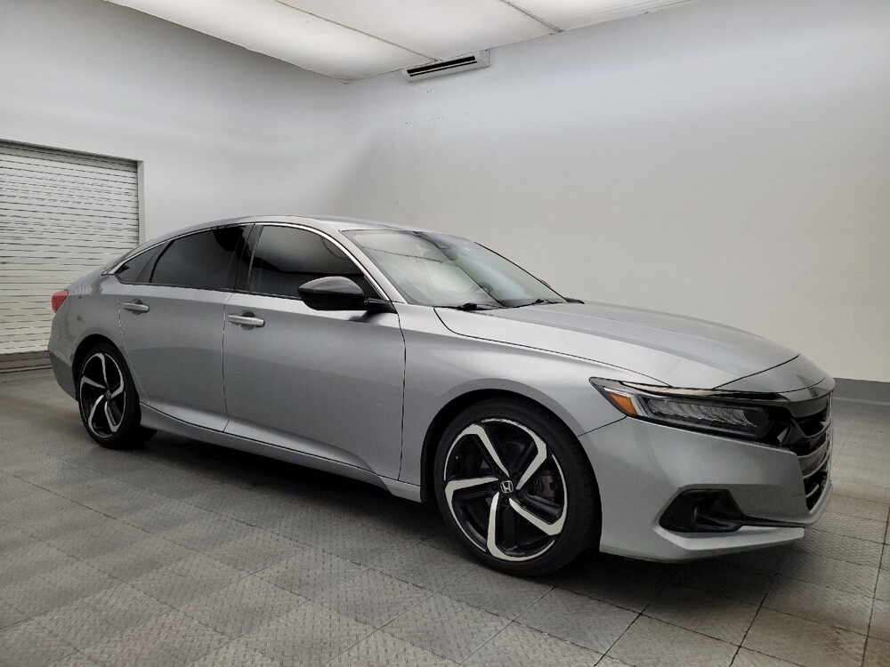2022 Honda Accord in Glendale, AZ 85301 - 18077635 11