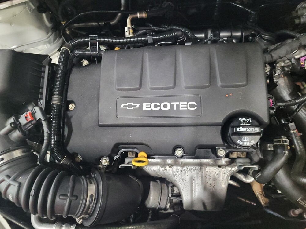 2020 Chevrolet Sonic in Chesapeake, VA 23320 - 18077642 30