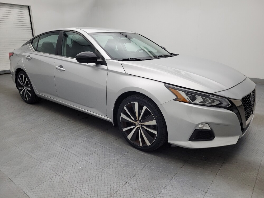 2020 Nissan Altima in Raleigh, NC 27604 - 18077657 11