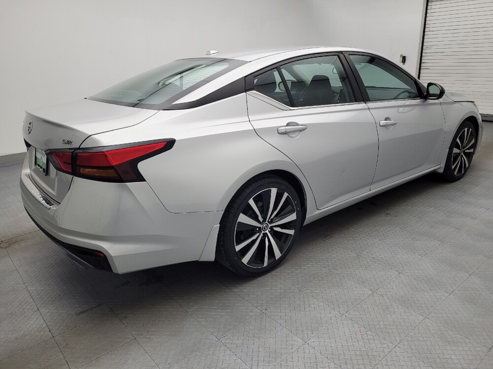 2020 Nissan Altima in Raleigh, NC 27604 - 18077657 10