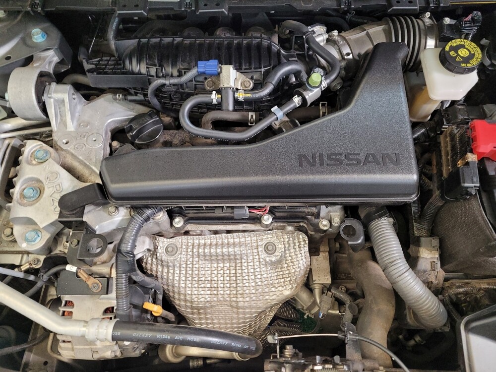 2016 Nissan Rogue in Toledo, OH 43617 - 18077659 30