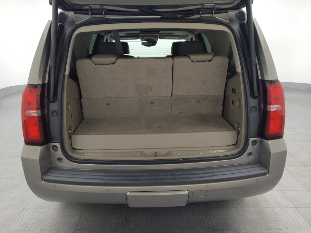 2017 Chevrolet Tahoe in Pensacola, FL 32505 - 18077663 29