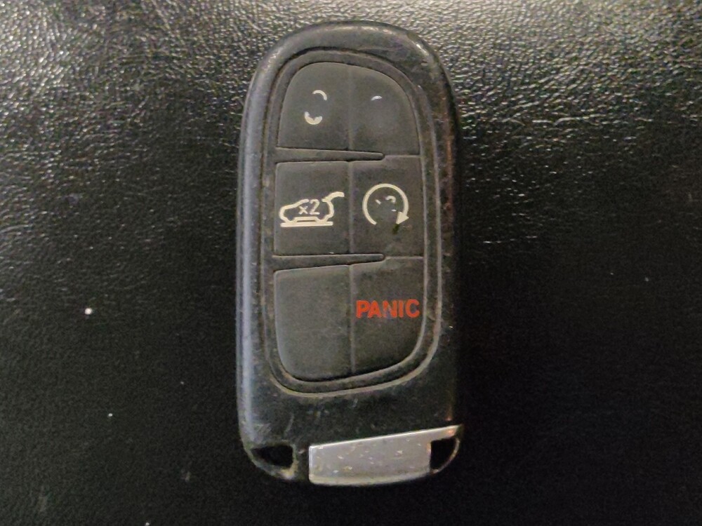 2019 Jeep Cherokee in San Antonio, TX 78238 - 18077713 32