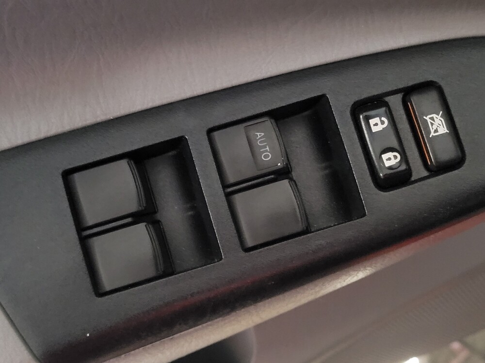 2015 Toyota Tacoma in Tampa, FL 33612 - 18077716 27