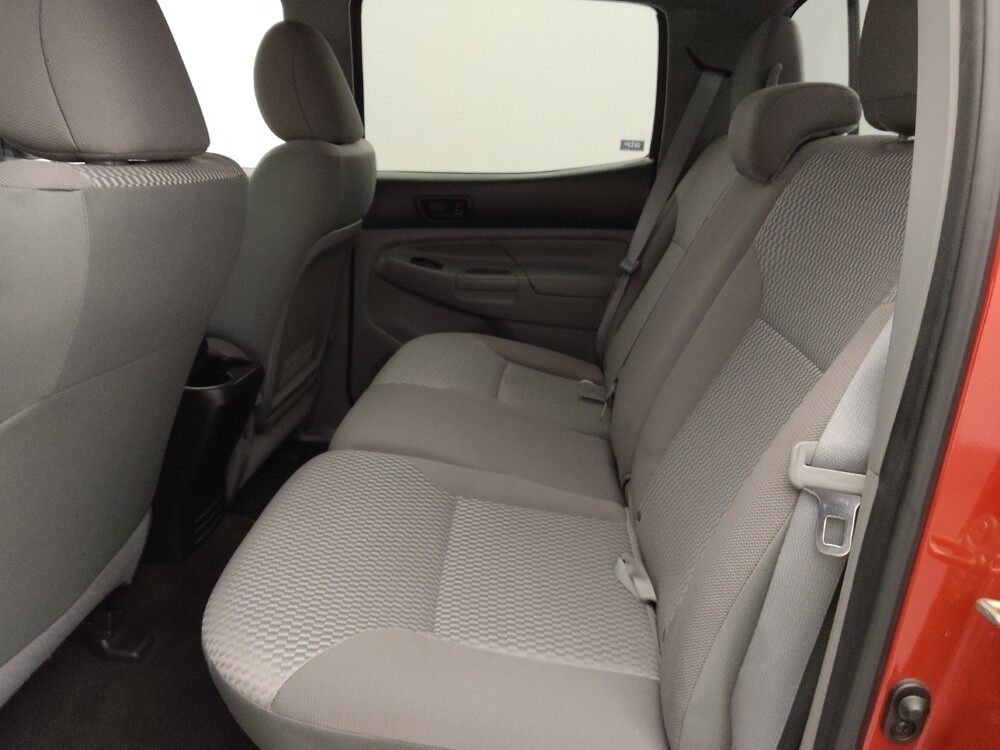 2015 Toyota Tacoma in Tampa, FL 33612 - 18077716 18