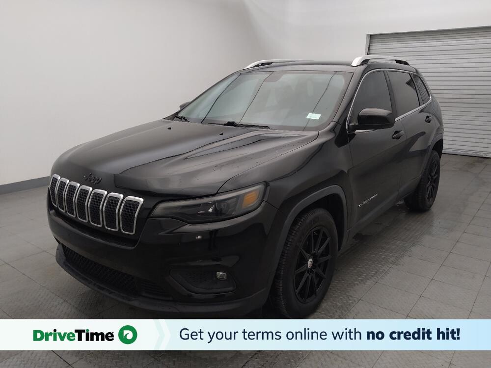 2019 Jeep Cherokee in Live Oak, TX 78233 - 18077754