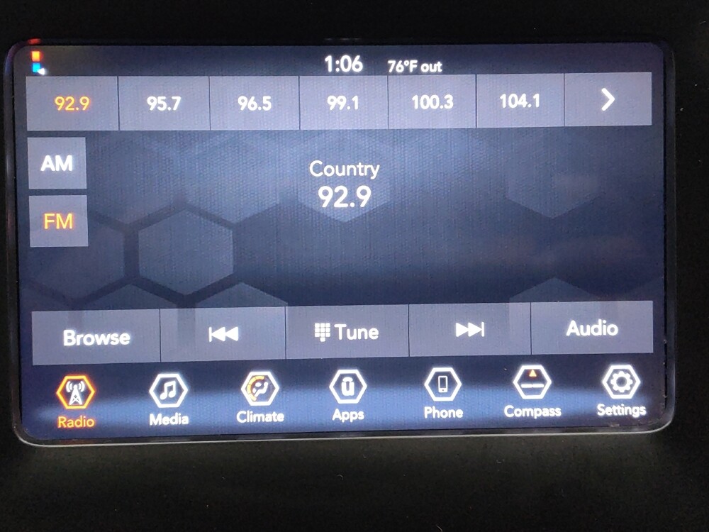 2019 Jeep Cherokee in Live Oak, TX 78233 - 18077754 25