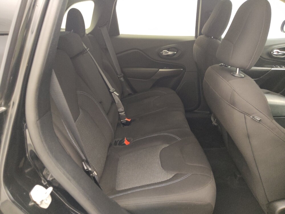 2019 Jeep Cherokee in Live Oak, TX 78233 - 18077754 19