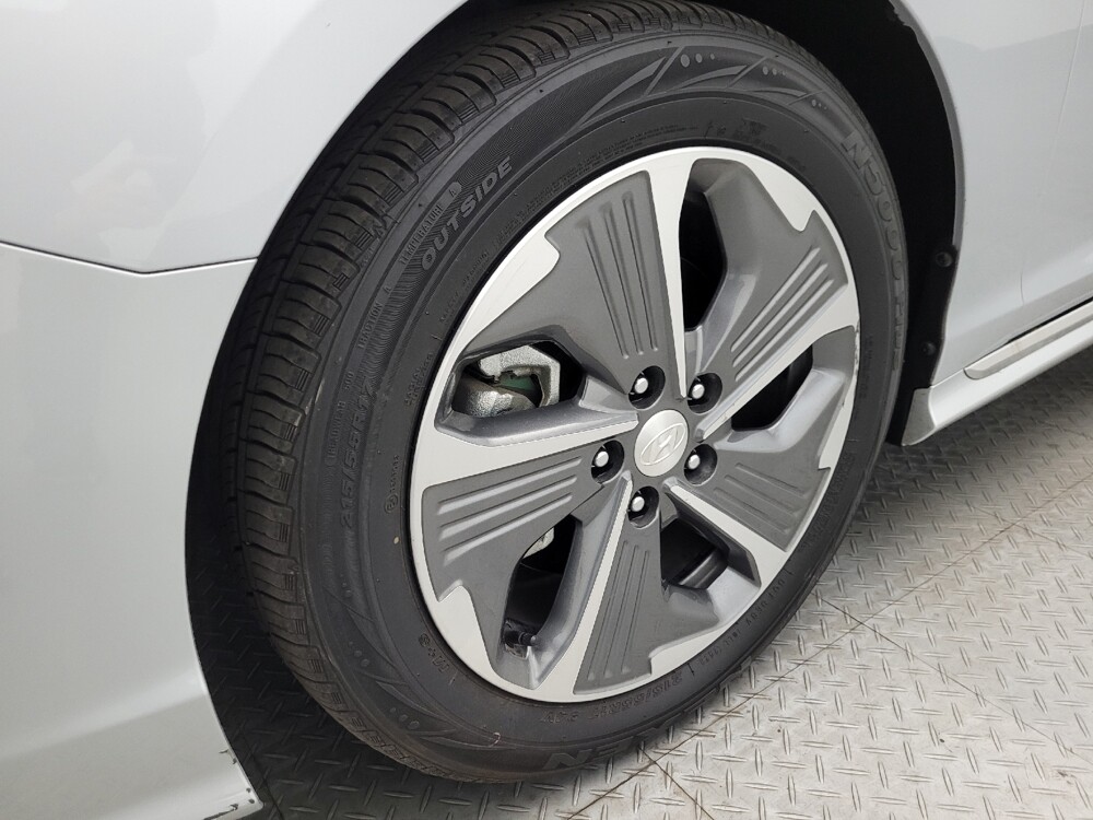 2019 Hyundai Sonata in Phoenix, AZ 85015 - 18077764 31