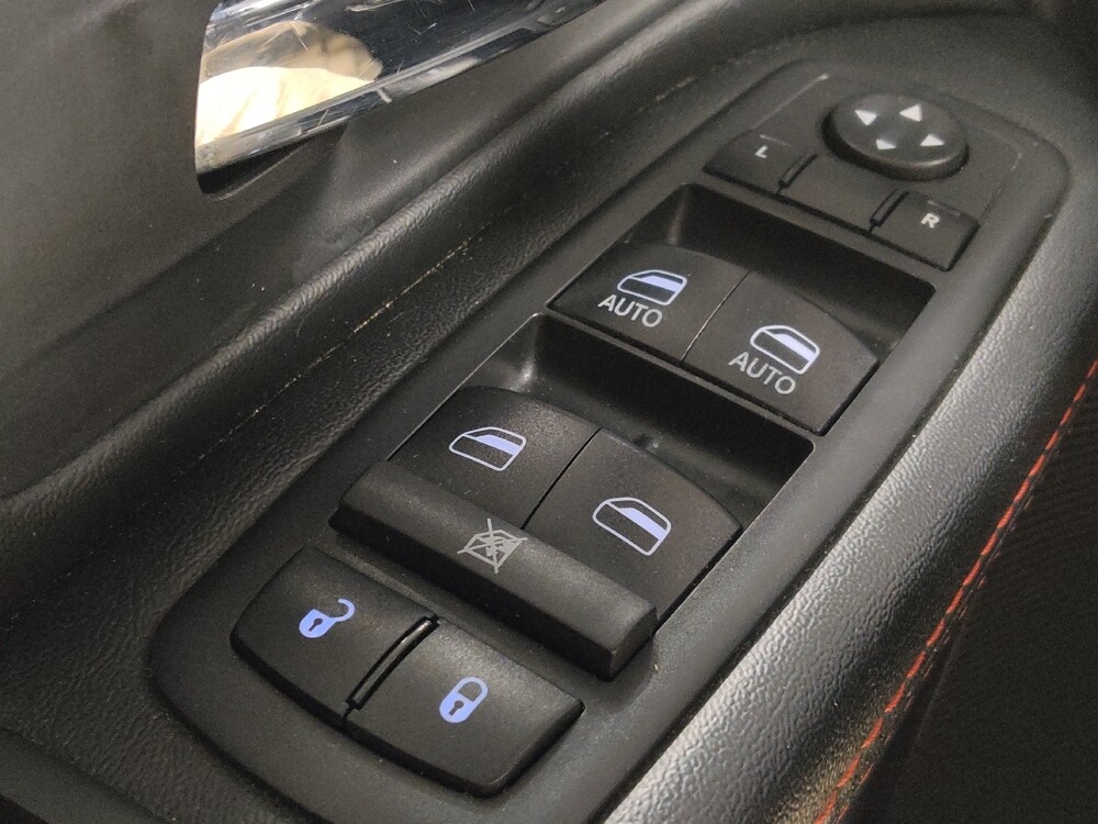 2019 Dodge Grand Caravan in Stone Mountain, GA 30083 - 18077766 27