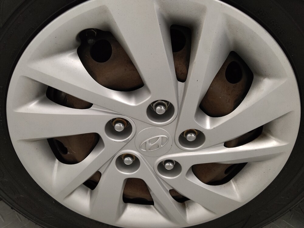 2019 Hyundai Elantra in Conyers, GA 30094 - 18077770 31