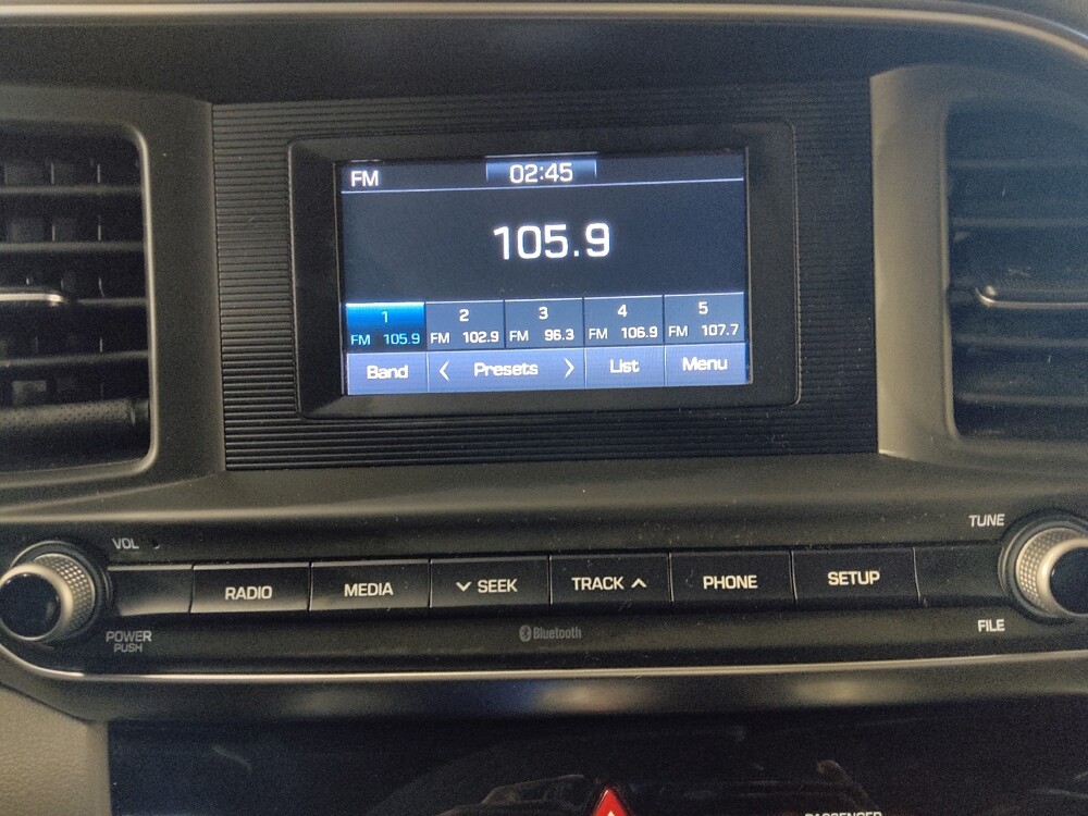 2019 Hyundai Elantra in Conyers, GA 30094 - 18077770 25