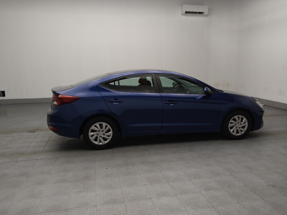 2019 Hyundai Elantra in Conyers, GA 30094 - 18077770 10