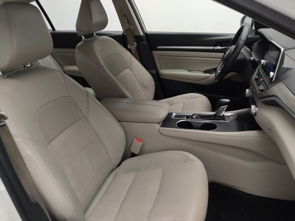 2019 Nissan Altima in Macon, GA 31210 - 18077771 21